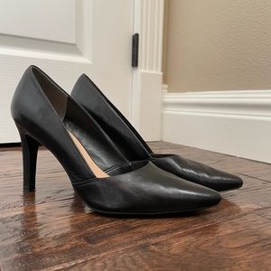Black Leather Franco Sarto Pointy Toed Heels Size 8.5M